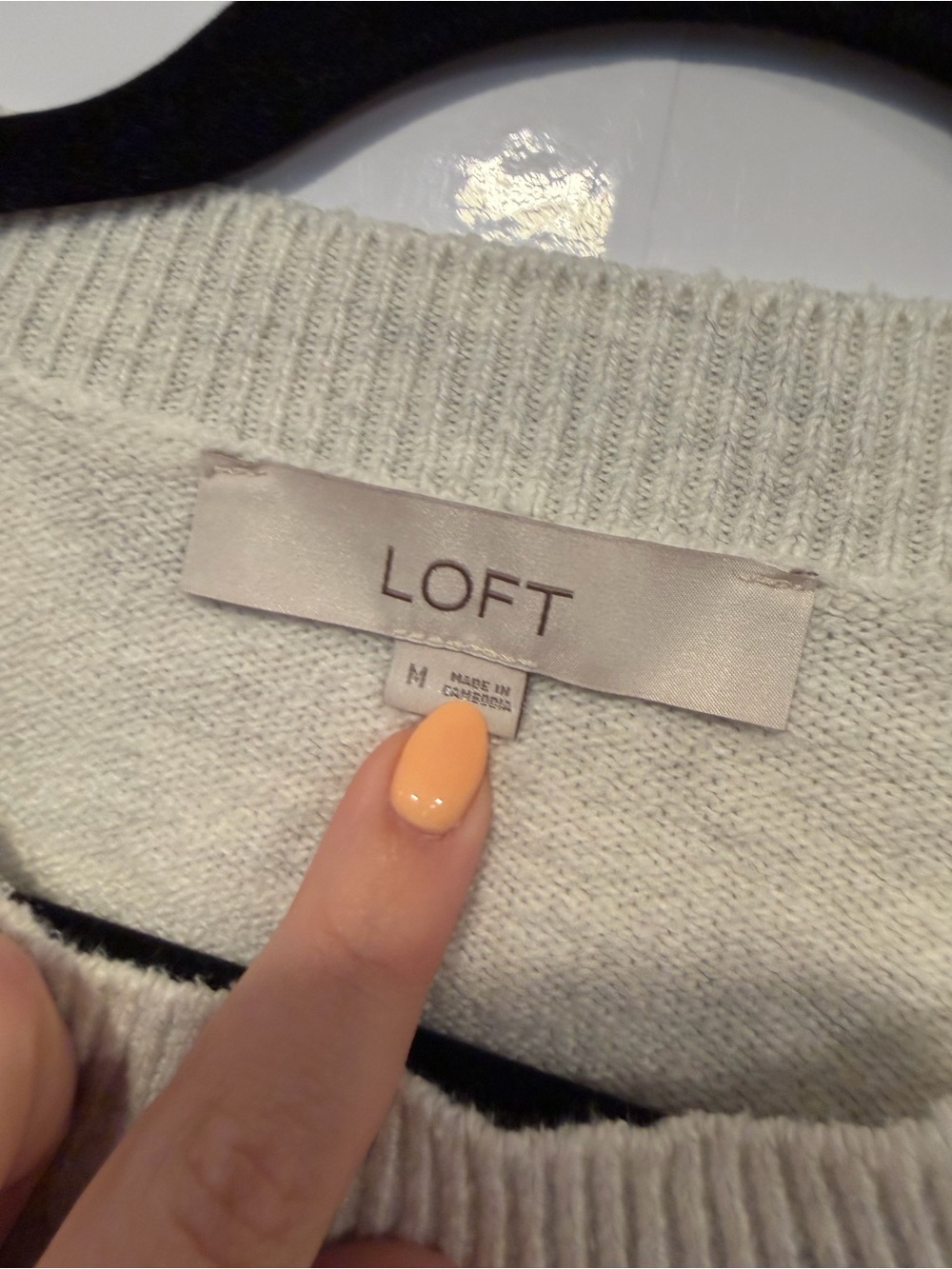 LOFT Christmas Penguin Cream‎ Knit Crewneck Sweater - Picture 3 of 4